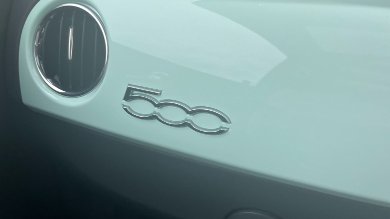 Fiat 500 1.2 Lounge 3dr Petrol Hatchback